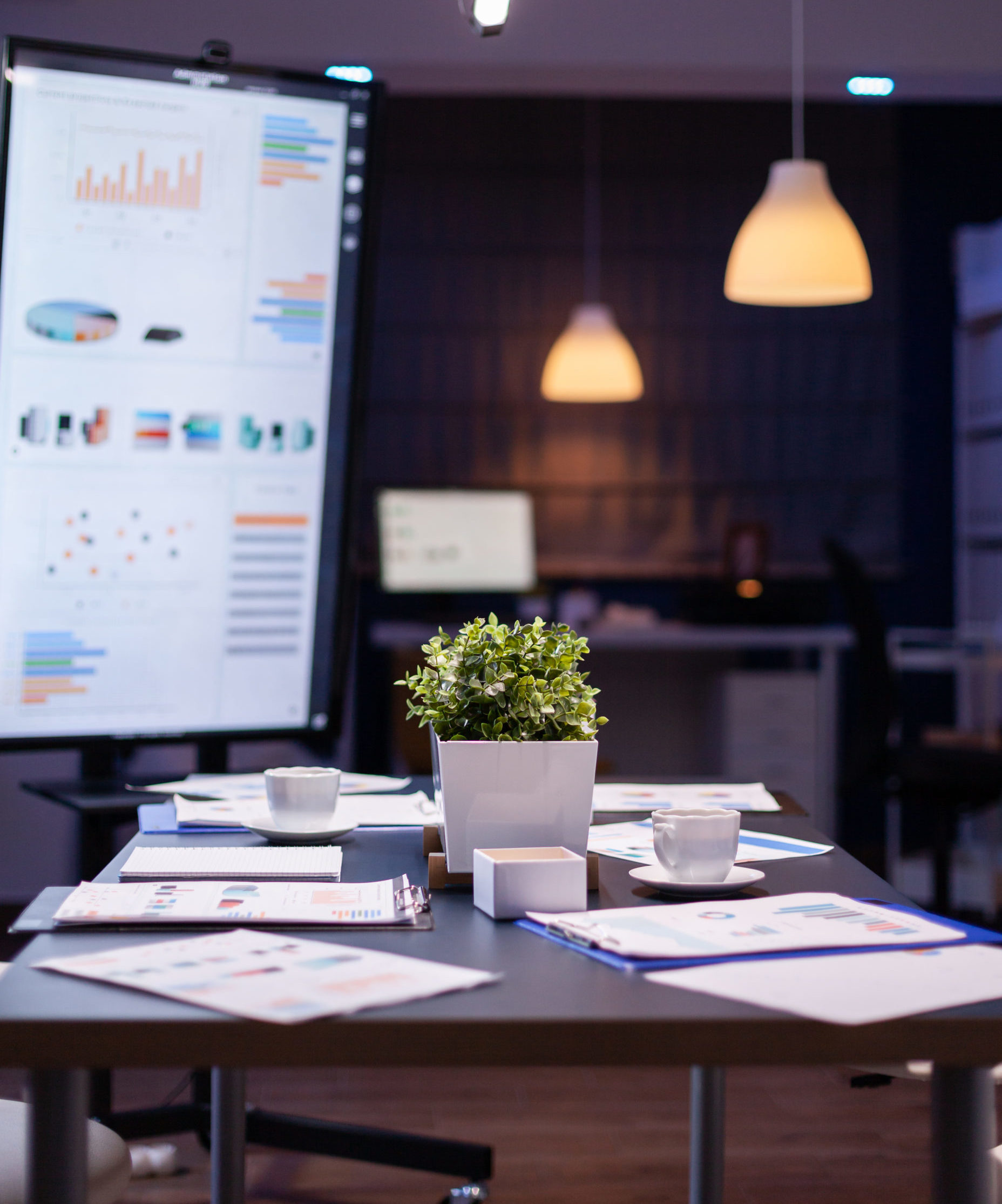 Oficina de reuniones vacía de empresa y negocios